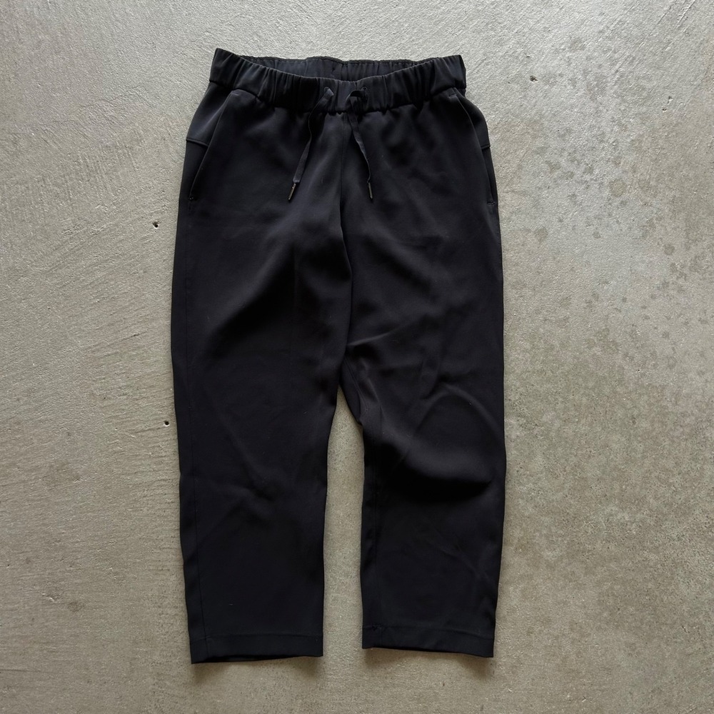 Lululemon On The Fly Crop Pants Womens Size 6 Black Drawstring 7/8 Trousers